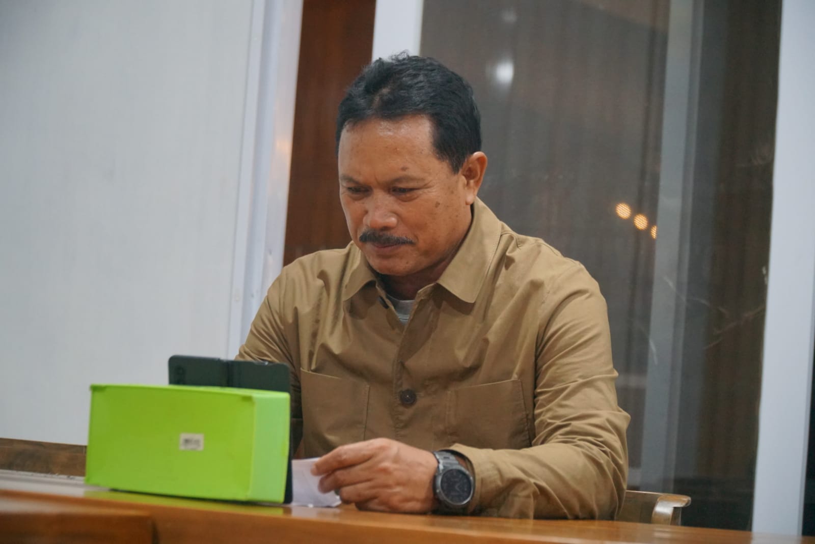 Foto 6 dari 14: FGD Bersama Tim Surveyor Puskesmas Tawangrejo dan Manguharjo, Wali Kota Harapkan Hasil Optimal