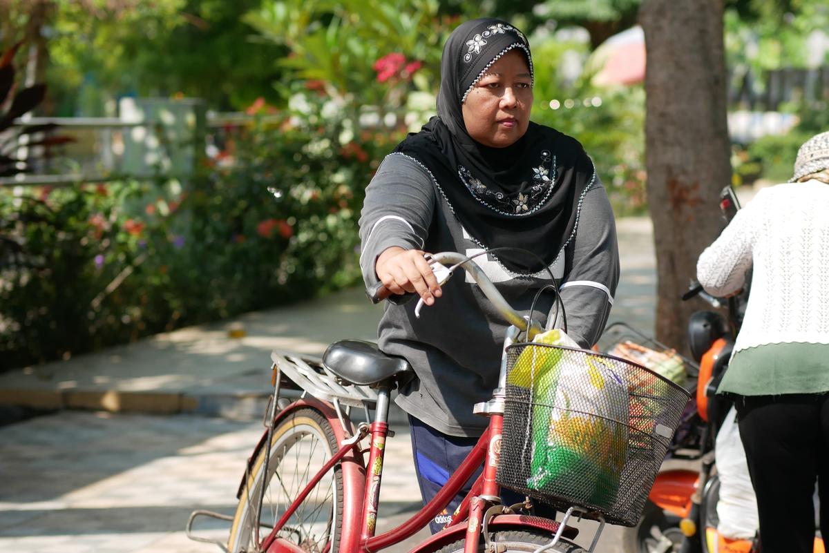 Foto 12 dari 19: Stabilisasi Harga Dan Stok Bahan Pangan, Pemprov Jatim - Pemkot Madiun Hadirkan Gerakan Pangan Murah