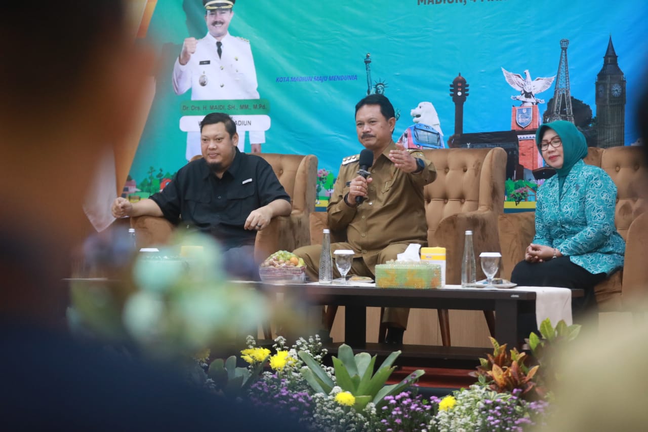 Foto 2 dari 12: Buka Musrenbang DisnakerKUKM, Wali Kota Harap Pengumpulan Bank Data Sebagai Acuan Pembangunan