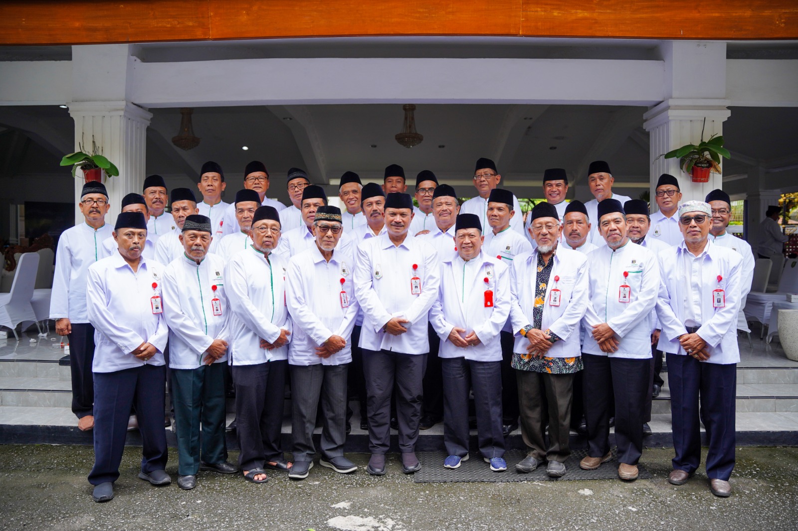 Foto 6 dari 10: Kukuhkan Pengurus IPHI, Wali Kota Harap Kepengurusan Bisa Bawa Kemajuan Untuk Kota