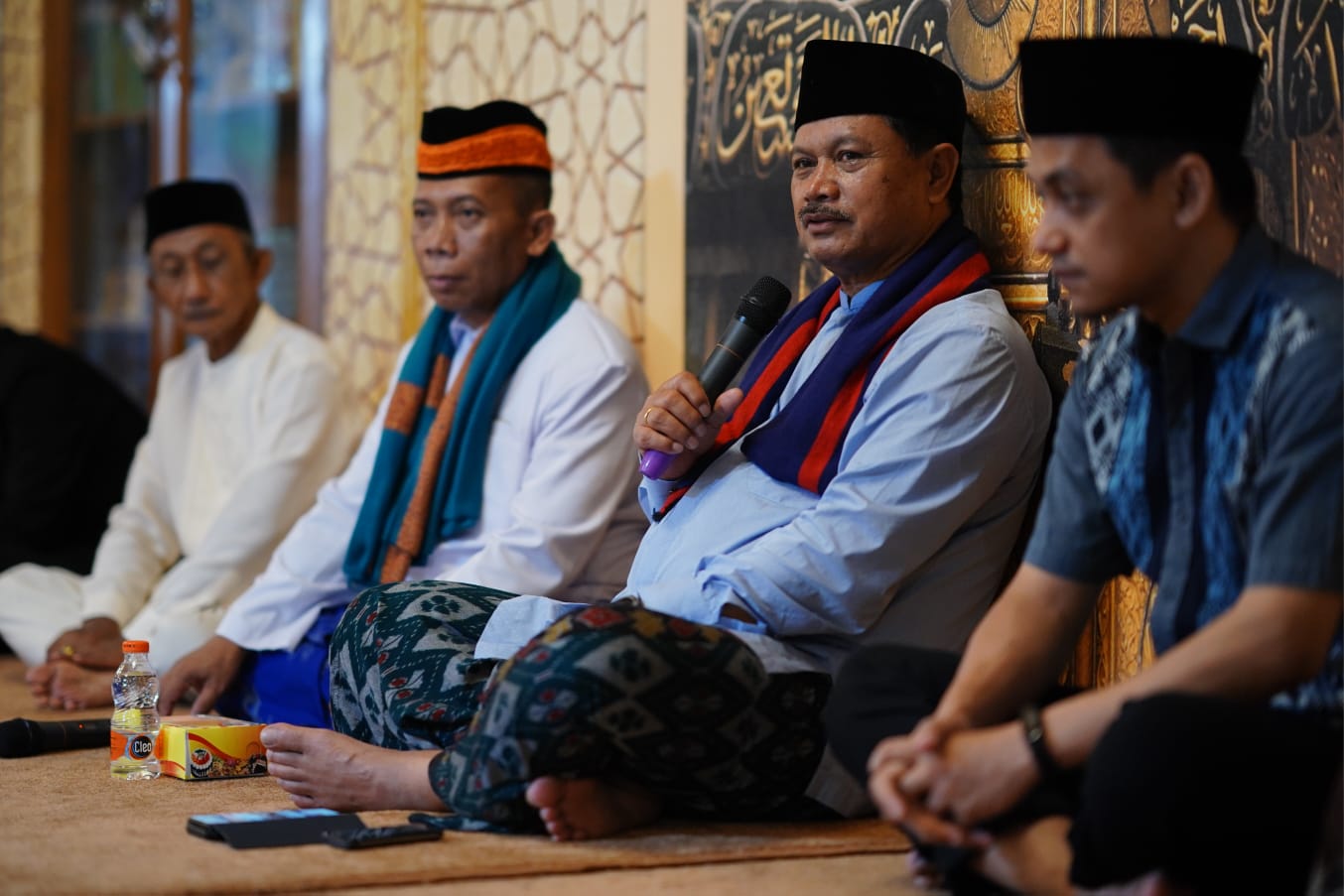 Foto 4 dari 10: Halal Bihalal dengan Warga, Wali Kota Sampaikan Permohonan Maaf Sekaligus Sampaikan Rencana Pembangunan Kota