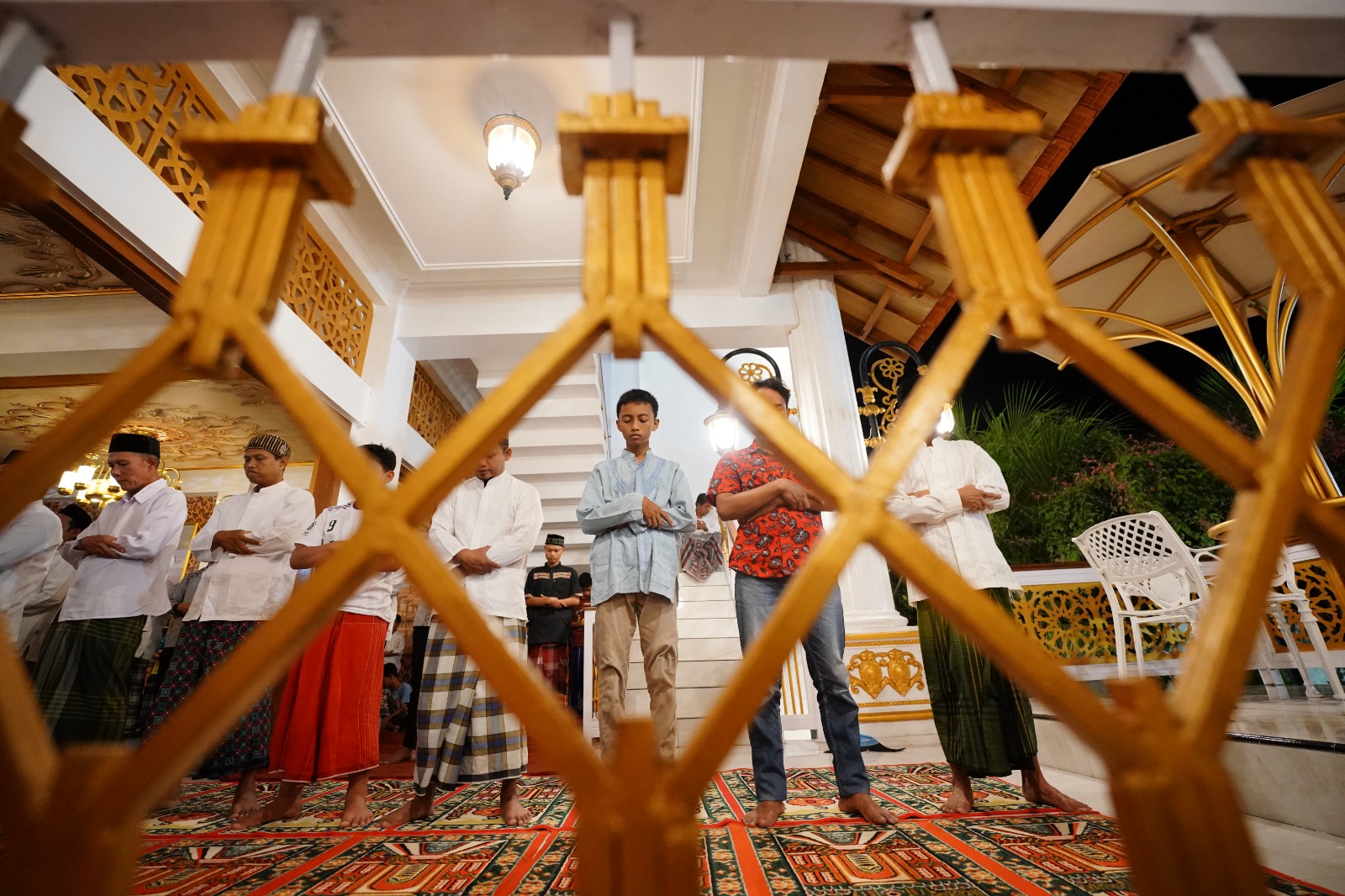 Foto 10 dari 10: Peringati Nuzulul Quran, Wali Kota Juga Salurkan Bantuan Pangan