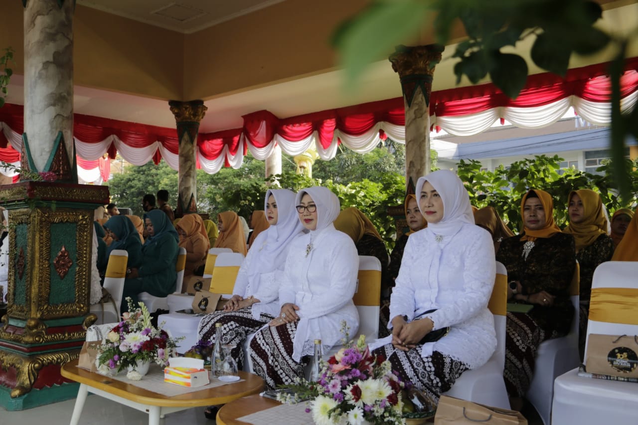 Foto 3 dari 10: Upacara Hari Jadi ke-105, Wali Kota: Kita Wujudkan Kota Madiun Maju Mendunia