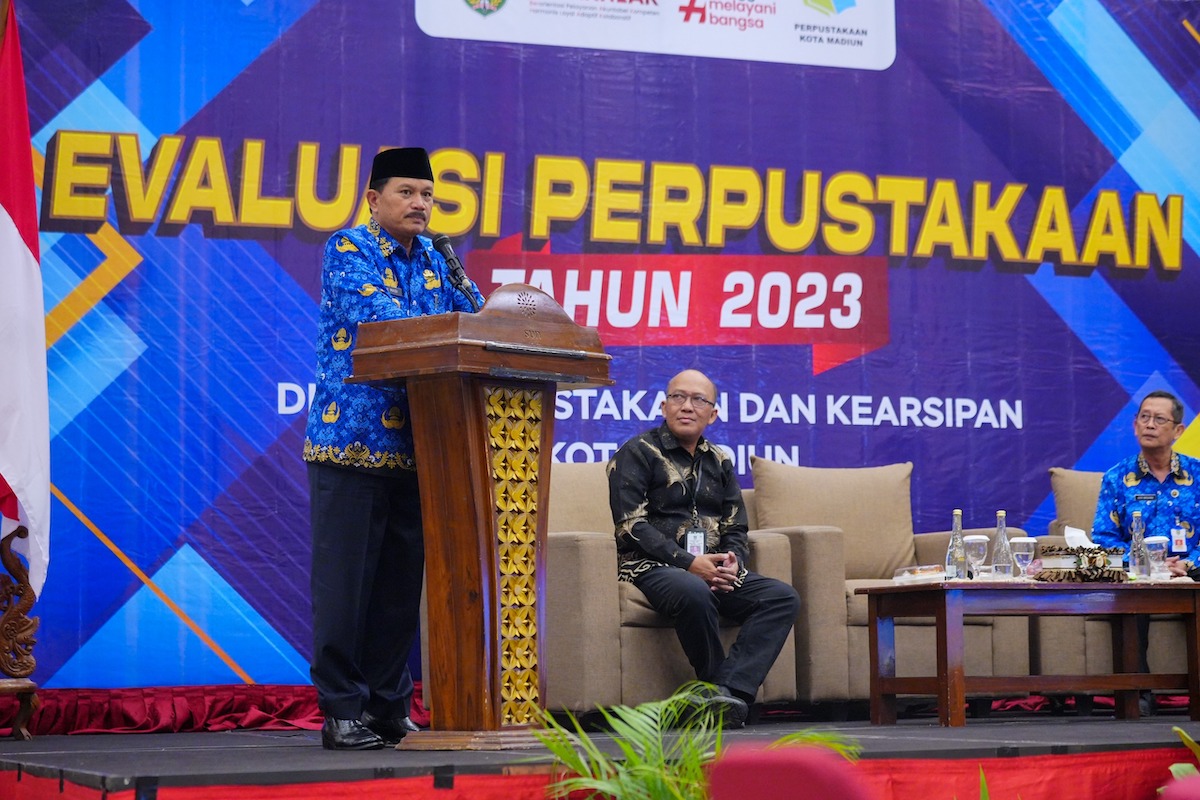 Foto 1 dari 8: Beri Arahan Evaluasi Perpustakaan, Wali Kota: Perpustakaan Tempat Transfer Ilmu Agen Perubahan