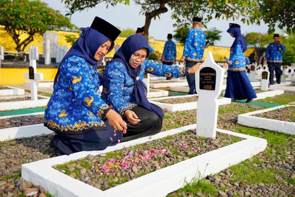Foto 4 dari 7: Peringati Hari Korpri ke 52, Pemkot Madiun Gelar Apel di TMP