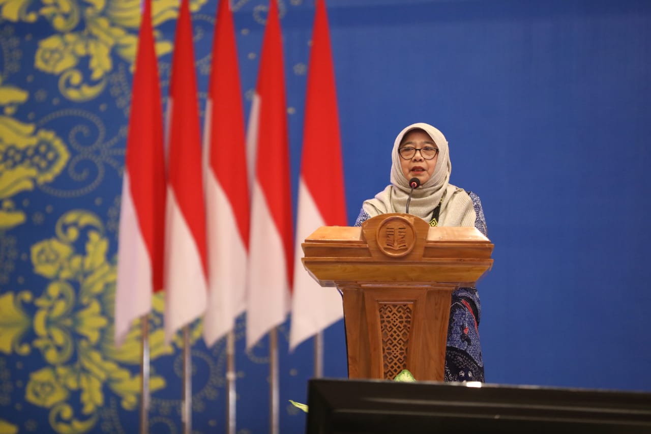 Foto 11 dari 14: Narasumber Seminar Hingga Kuliah Tamu UT, Wali Kota: Inovasi Jadi Kunci Membangun Negeri