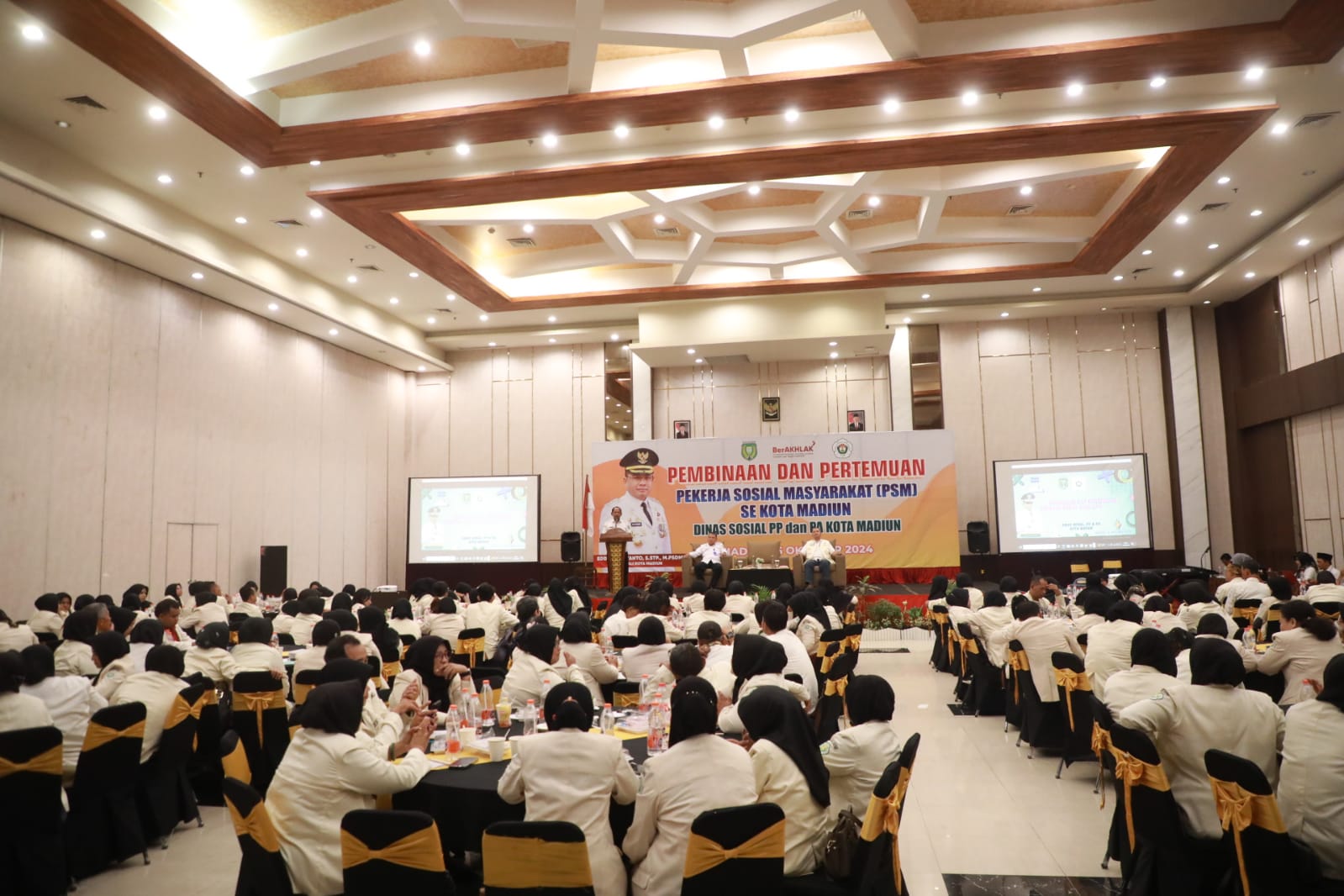 Foto 6 dari 9: Upaya Peningkatan Keterampilan, Dinsos PPPA Gelar Pembinaan Bagi PSM