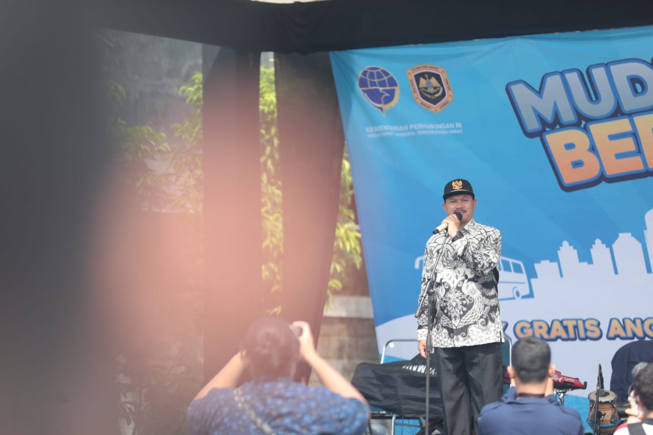 Foto 3 dari 10: Berangkatkan Balik Gratis, Wali Kota: Lebaran Jadi Aman, Berkesan, dan Nyaman