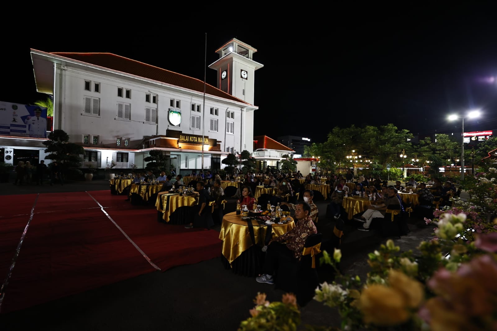 Foto 10 dari 10: Pucuk Pimpinan Jawa Pos Radar Berkumpul, Wali Kota Kenalkan Kemajuan Kota Madiun