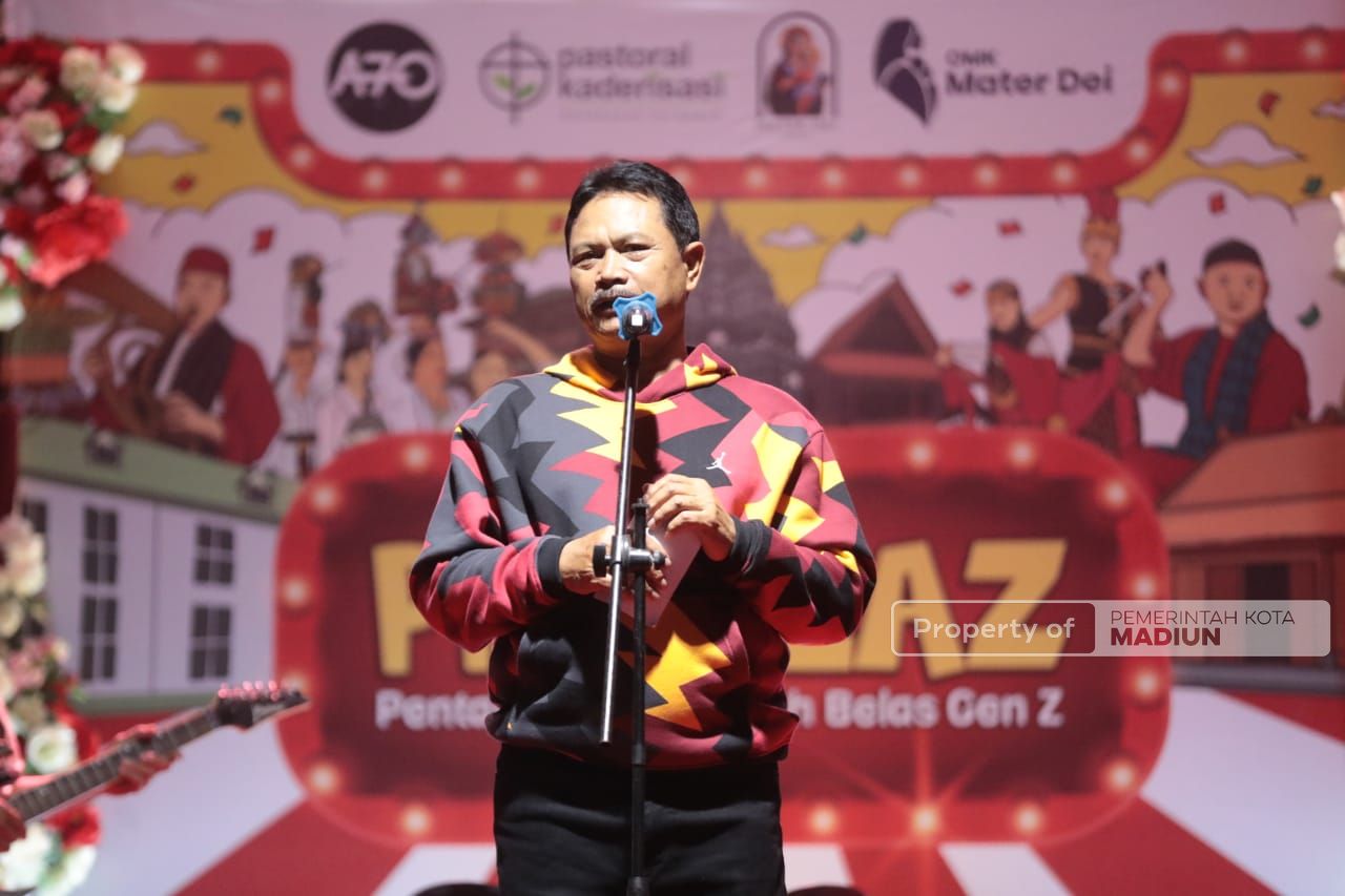 Foto 7 dari 9: Hadiri Bazar UMKM di Gereja Katolik Mater Dei, Wali Kota Apresiasi Penyelenggara Ikut Geliatkan Perekonomian