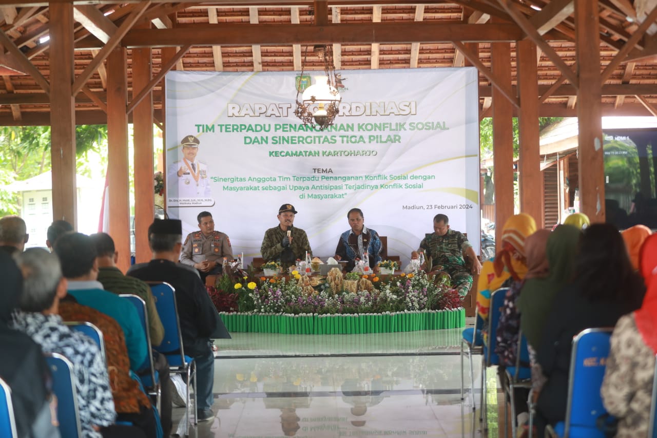 Foto 3 dari 8: Antisipasi Konflik Sosial, Wali Kota Beri Arahan Dalam Rakor Tim Terpadu Tiga Pilar
