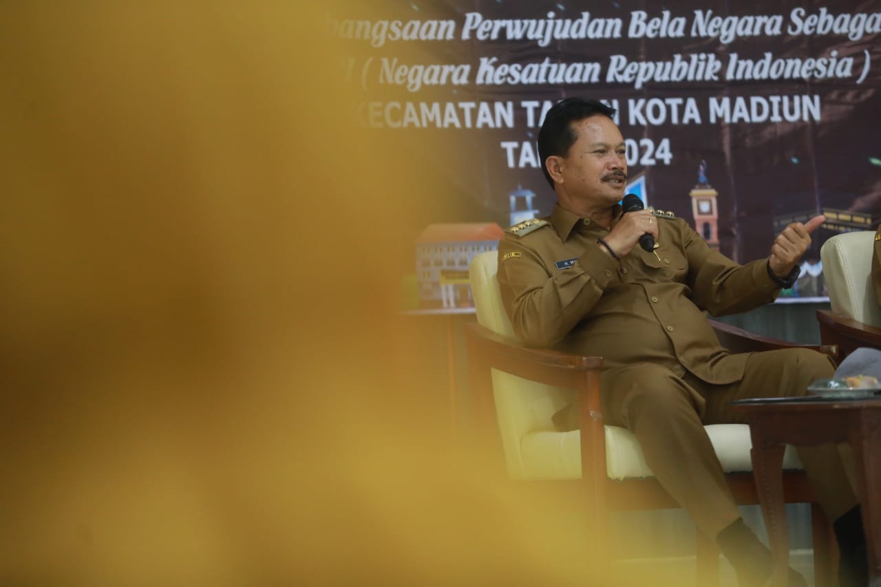 Foto 1 dari 10: Sosialisasi Wawasan Kebangsaan Kepada Satlinmas, Wali Kota: Pedomannya Pancasila, Agama, dan Norma