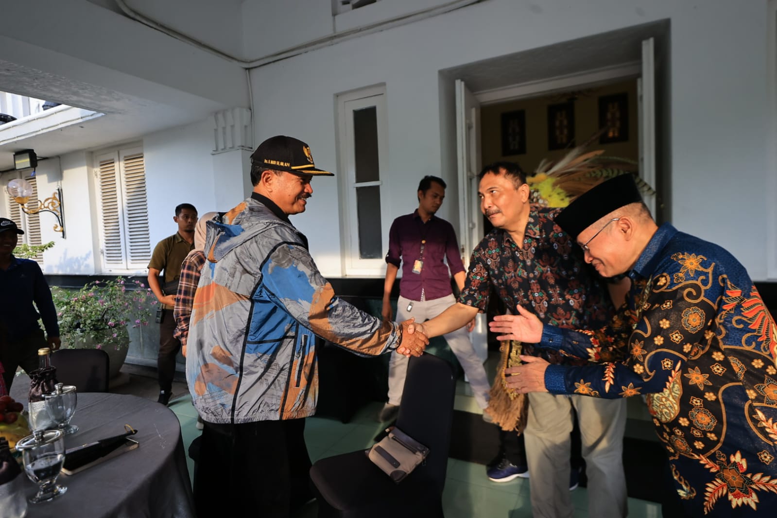 Foto 4 dari 8: SMPN 12 dan SMKN 2 Buka Parade Senja Edisi 2024, Wali Kota: Kreatifitas Anak-anak Jangan Dihentikan