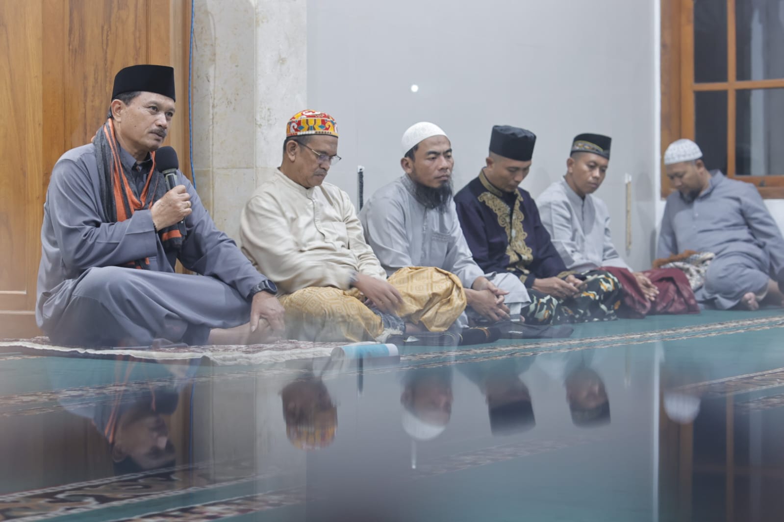 Foto 1 dari 7: Gelar Safari Ramadan di Masjid Jabal Rohmah, Wali Kota Harap Warga Ikut Serta Jaga Kondusifitas Kota