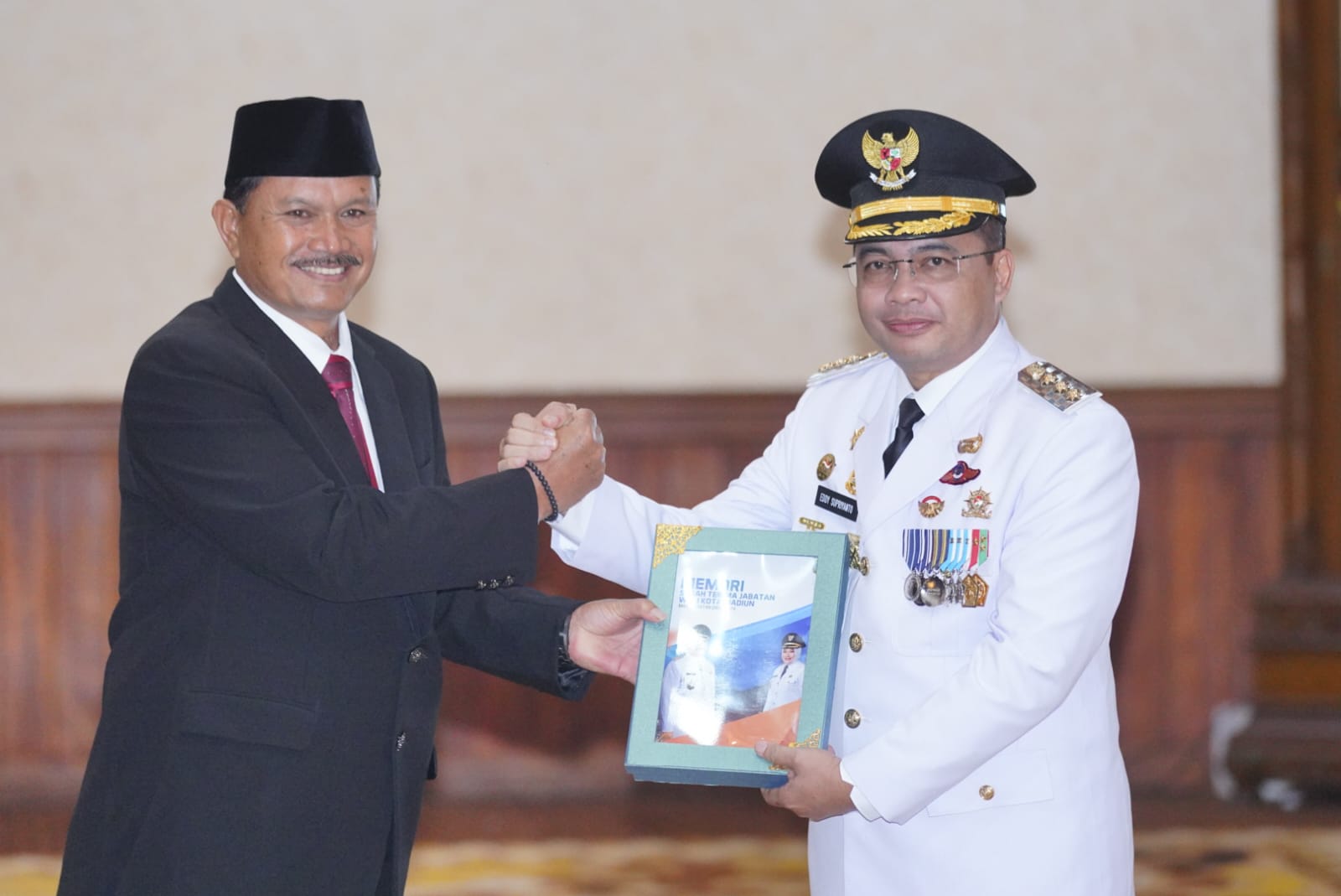 Foto utama berita: Pemerintahan MaDa Resmi Berakhir, Eddy Supriyanto Ditunjuk Sebagai Pj. Wali Kota Madiun