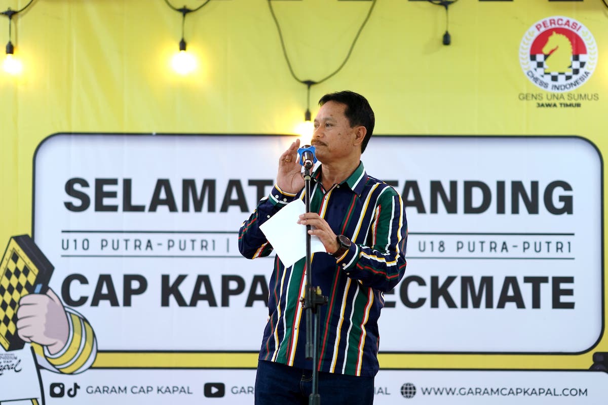 Foto 1 dari 9: Buka Turnamen Catur Cup Kapal Checkmate, Wali Kota Harap Lahirkan Atlet Berprestasi