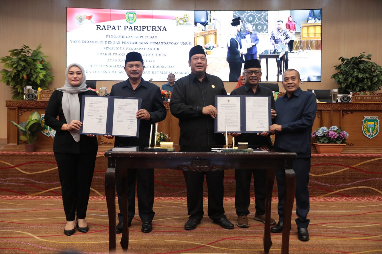 Foto utama berita: Pemkot-DPRD Gelar Paripurna Bahas Dua Raperda