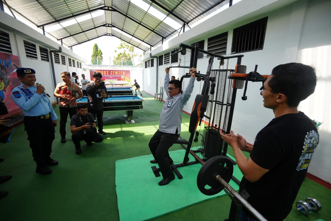 Foto 3 dari 4: Lapas I Madiun Kini Punya Sport Center, Jadi Sarana Rekreasi Warga Binaan