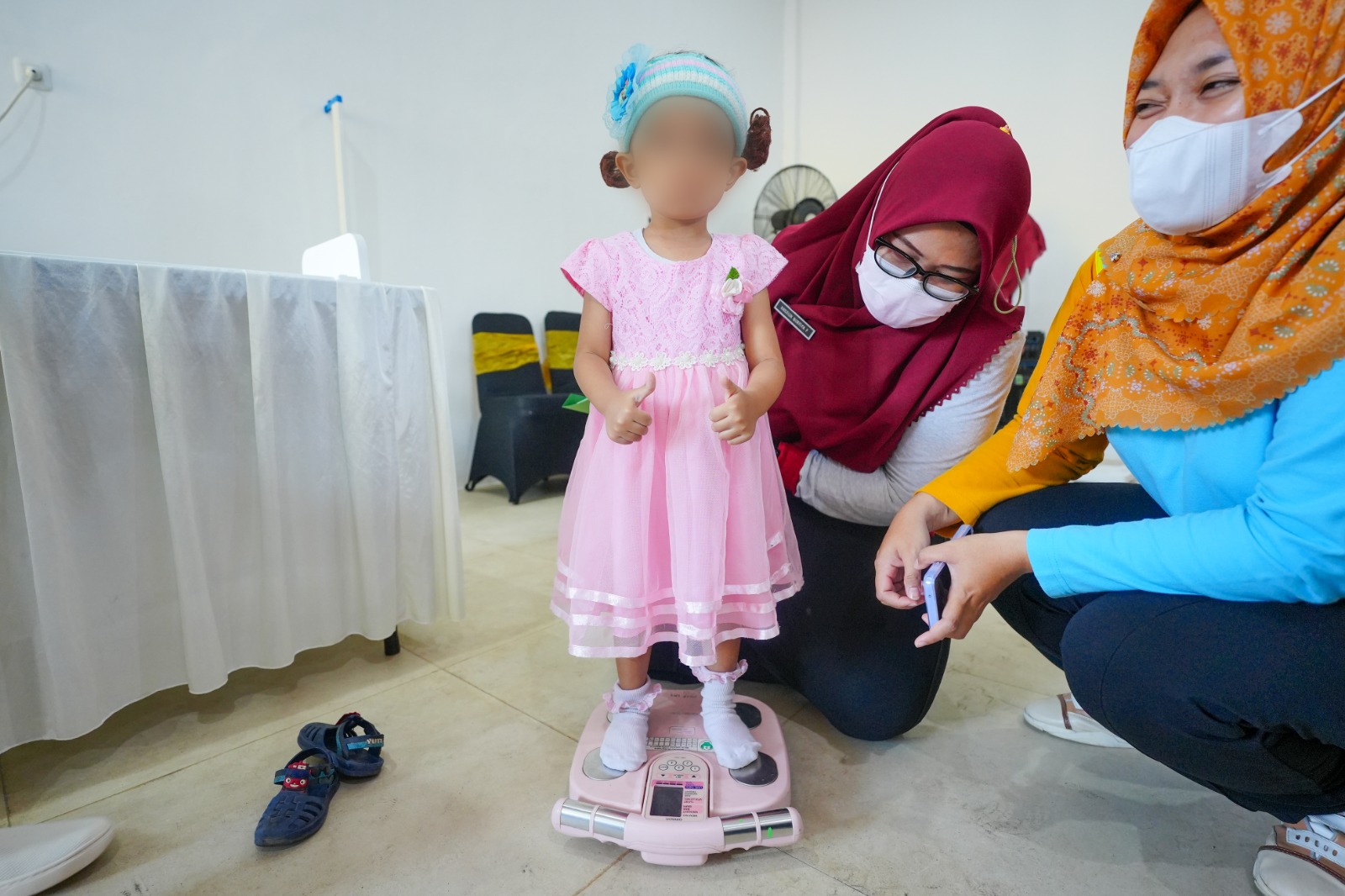 Foto 7 dari 7: Cegah Anak Stunting, Bumil Hingga Balita Cek Kesehatan Gratis di Rumdin Walikota Madiun