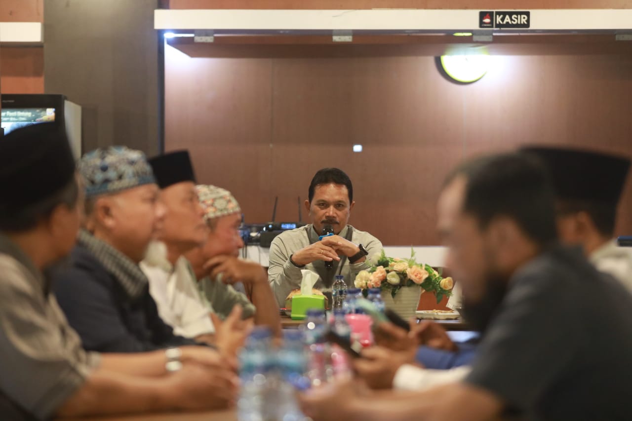 Foto 2 dari 8: Resmikan Grill Bebakaran, Wali Kota: Menambah Pilihan Kuliner Wisatawan