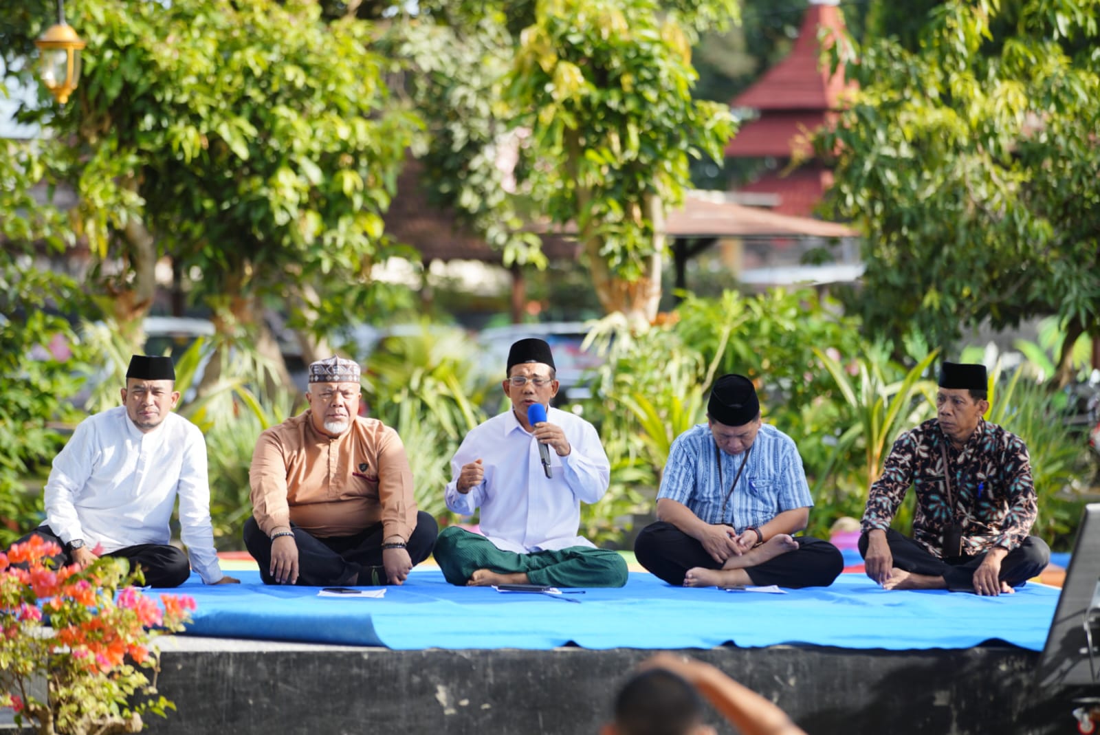 Foto 5 dari 10: Istighosah Bersama PDAM, Wali Kota Dorong Peningkatan Kinerja Berlandaskan Ketuhanan