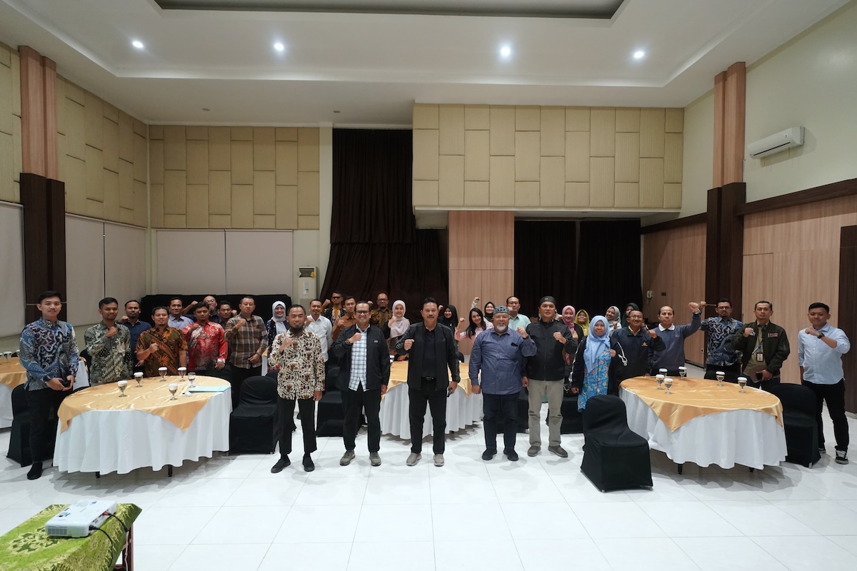 Foto 7 dari 9: Evaluasi dan Penyusunan Anggaran DBHCHT, Wali Kota Pesan OPD Harus Bermanfaat