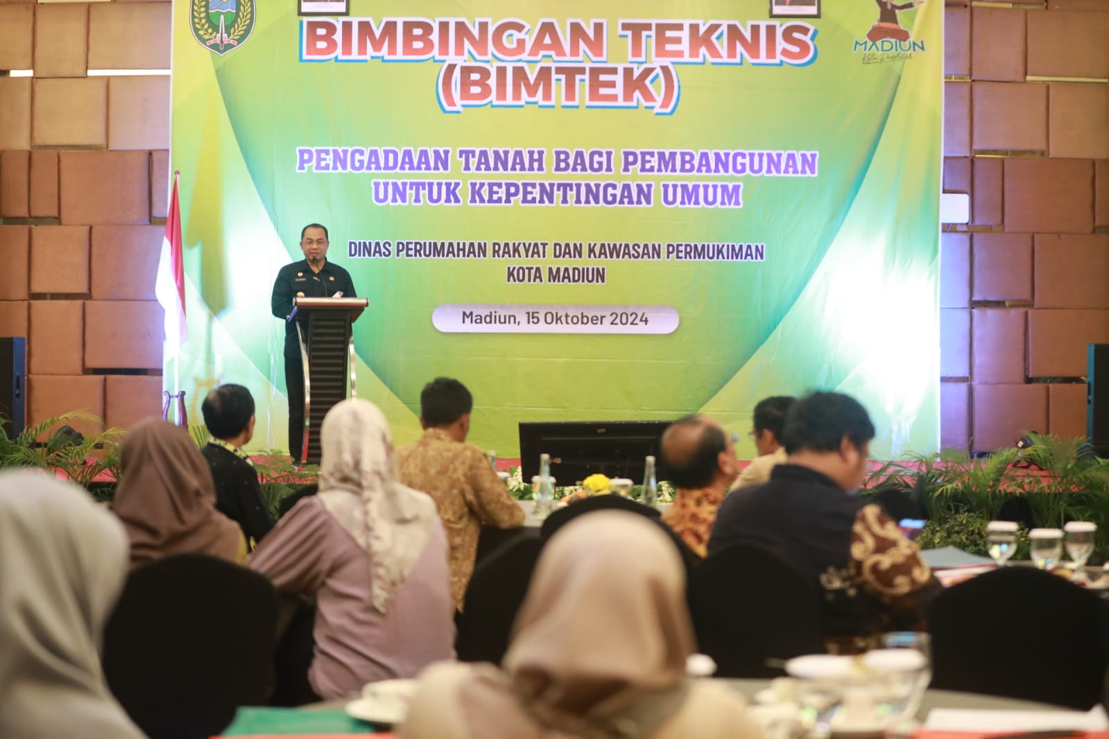 Foto 3 dari 8: Tutup Bimtek Pengadaan Tanah, Pj. Wali Kota Harap Pembangunan Terus Ditata