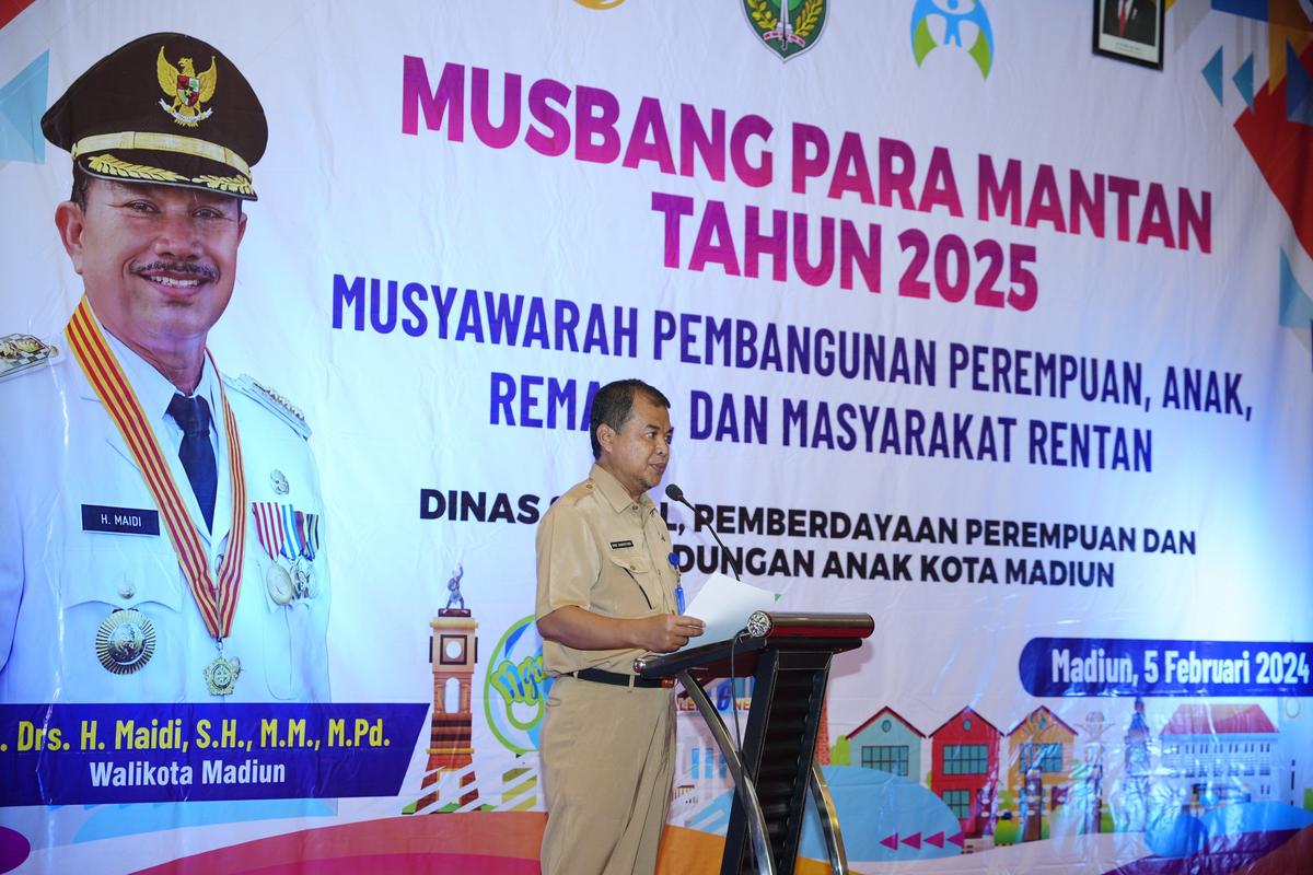 Foto 2 dari 8: Libatkan Perempuan dan Remaja dalam Pembangunan, Wali Kota Pimpin Musbang Para Mantan