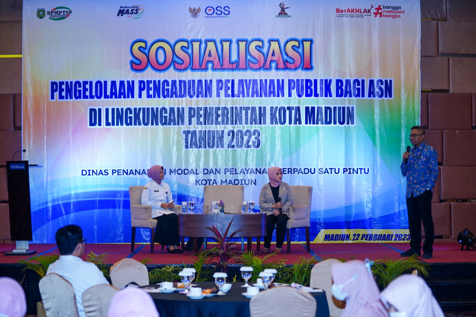 Foto 1 dari 10: Tingkatkan Pengelolaan Layanan Publik, DPMPTSP Gelar Sosialisasi Bersama Ombudsman Jatim