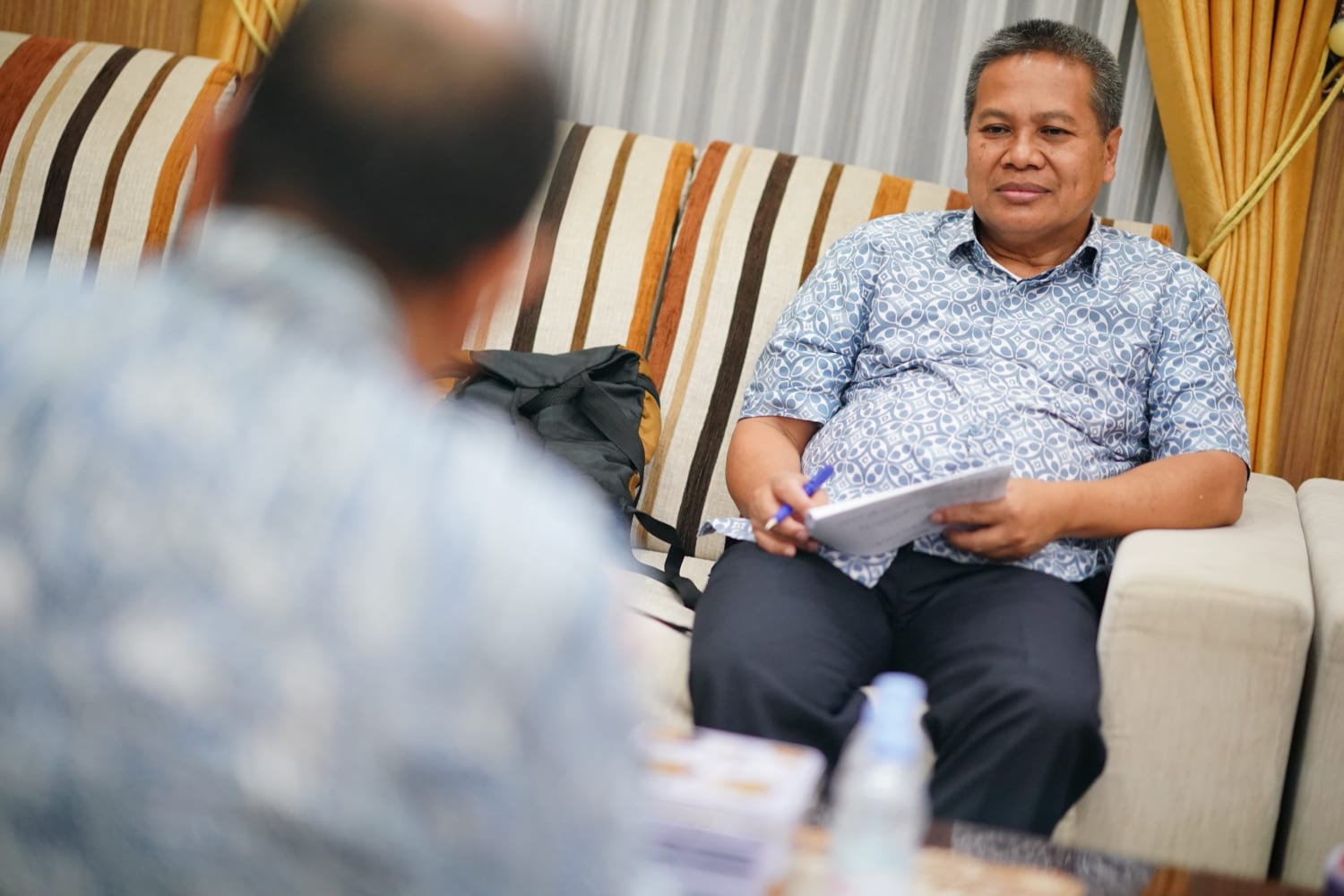 Foto 12 dari 12: Lengkapi Data Proposal Tugas Akhir Program Doktor Wali Kota, Tim UT Kembali Datang Gelar Assessment Kedua