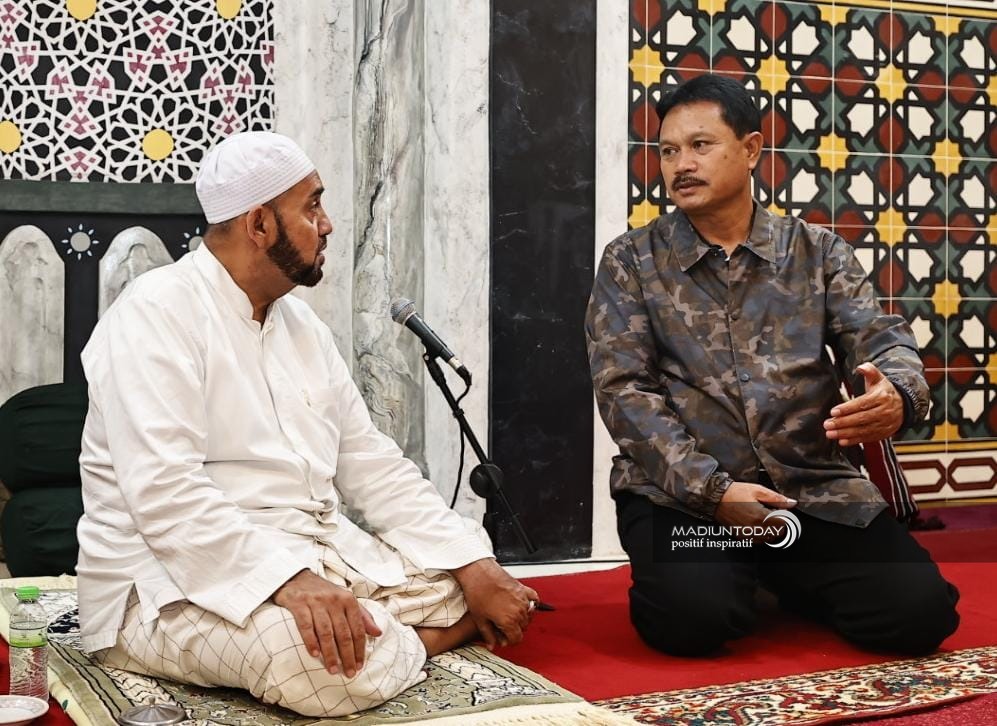 Foto 2 dari 3: Isi Tangki Keimanan Kota Madiun, Wali Kota Akan Datangkan Habib Syech 23 Desember Nanti…