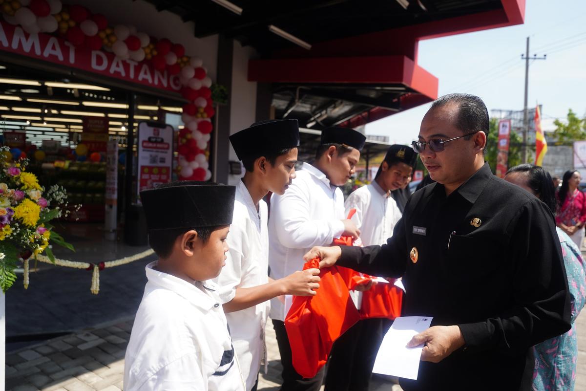 Foto 1 dari 14: Grand Opening Superindo, Pusat Belanja di Kota Madiun Semakin Lengkap