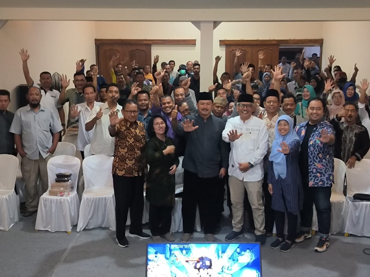 Foto 4 dari 4: Narsum Evaluasi Perda Penanaman Modal, Wali Kota: Urusan Berusaha Mudah di Kota Madiun
