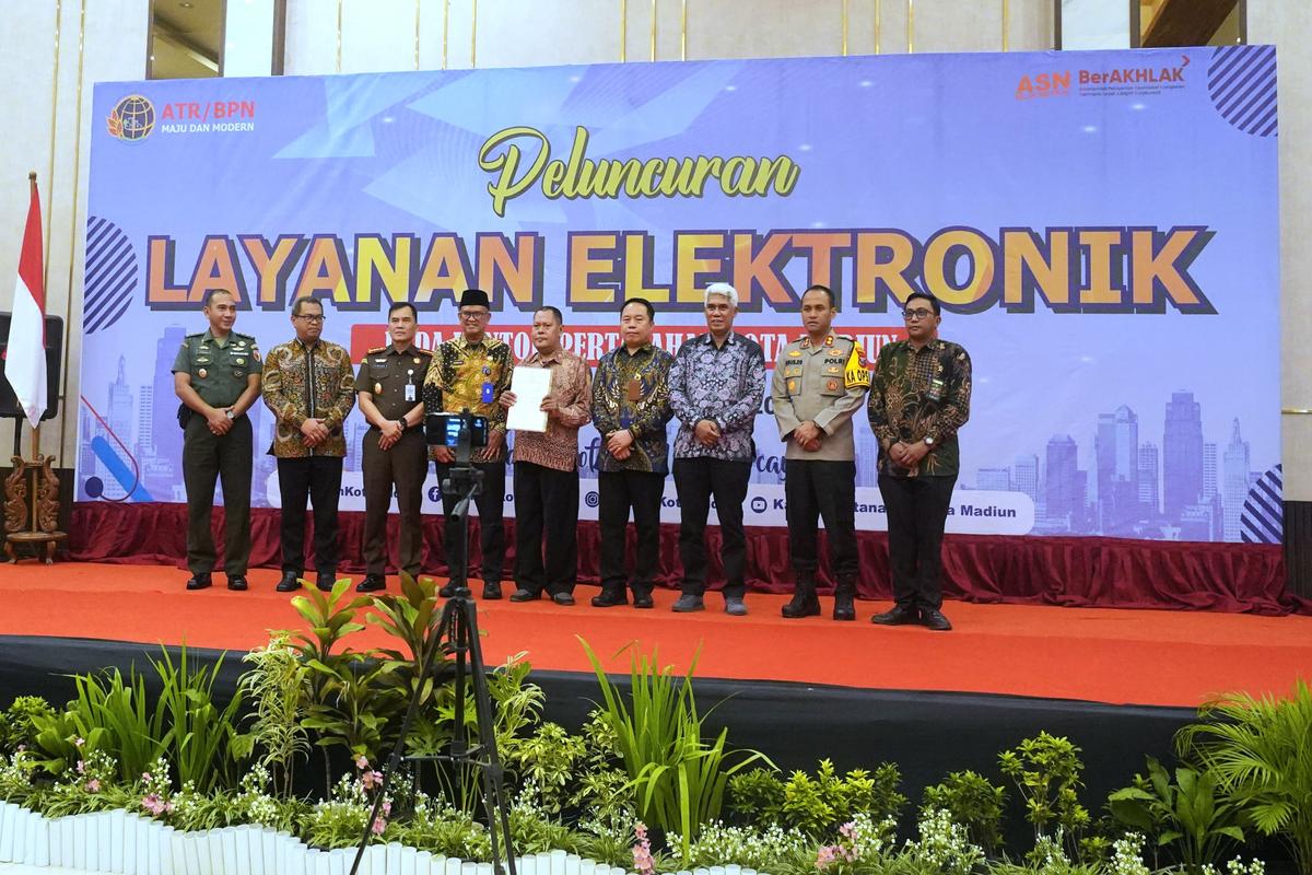 Foto 3 dari 9: BPN Kota Madiun Luncurkan Layanan Elektronik, Jadi Daerah Pertama di Jawa Timur
