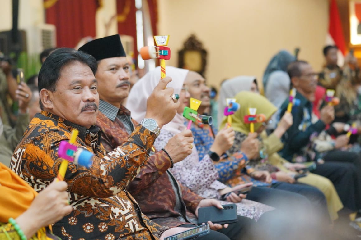Foto 5 dari 8: Gelar Forum Koordinasi Pelayanan Publik Di Jatim, MenpanRB Sampaikan Arahan Presiden
