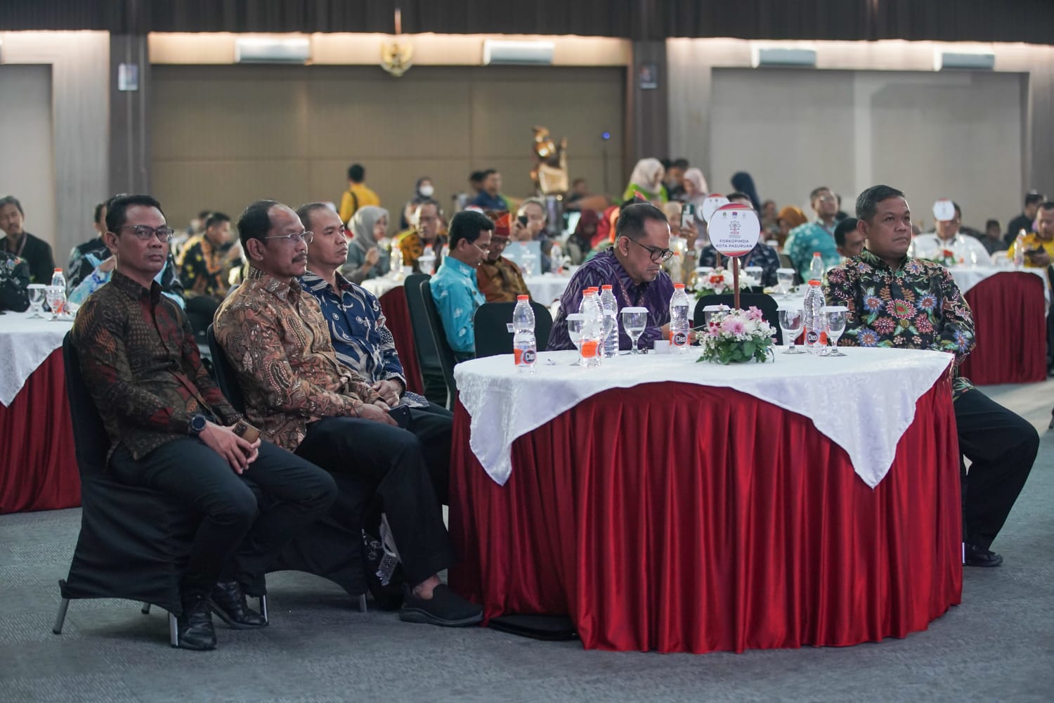 Foto 8 dari 9: Hadiri Rakerkomwil IV Ke-18 Di Pasuruan, Wali Kota Siap Jalankan Sinergi Pembangunan Berkelanjutan