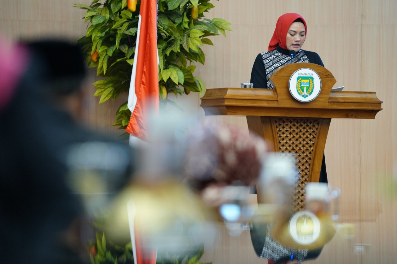 Foto 8 dari 10: Bahas Raperda Tahap IV, Eksekutif-Legislatif Gelar Rapat Paripurna