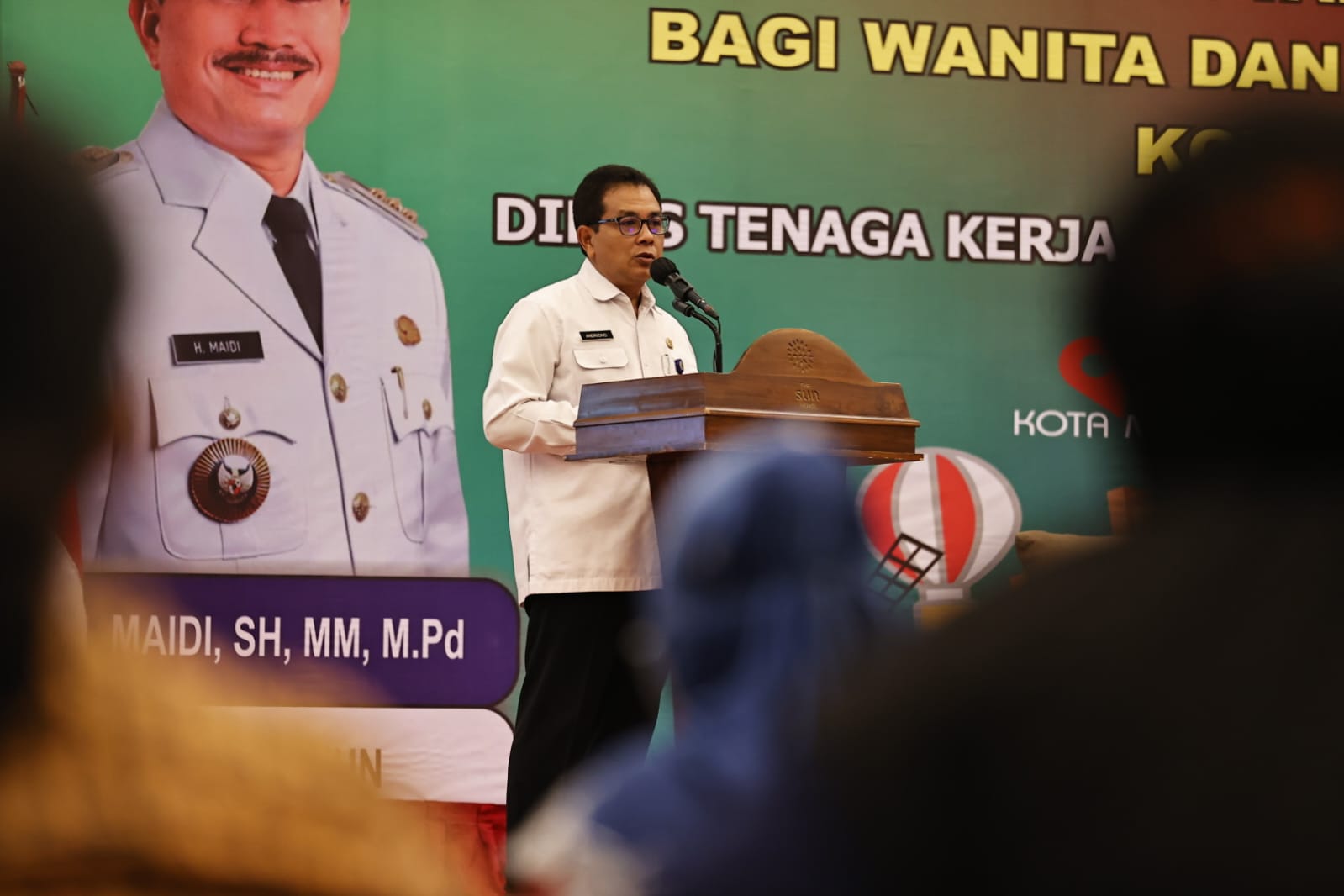 Foto 6 dari 10: Gelar Workshop Bagi Ibu Rumah Tangga, Wali Kota Ingin Ibu Rumah Tangga Juga Berdaya