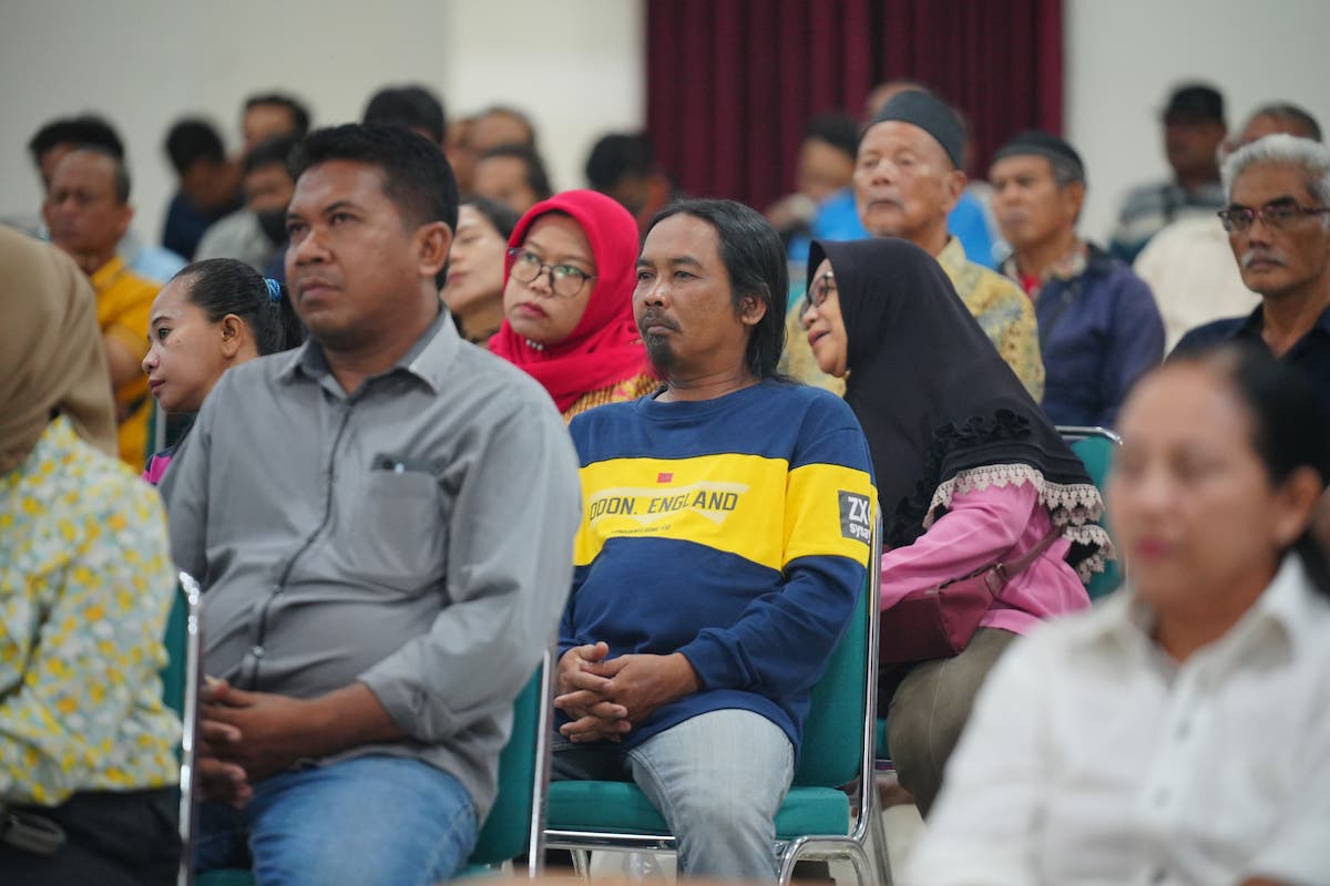 Foto 6 dari 8: Reses Masa Persidangan III, Wali Kota-Wakil Rakyat Serap Aspirasi Masyarakat Untuk Pembangunan Kota