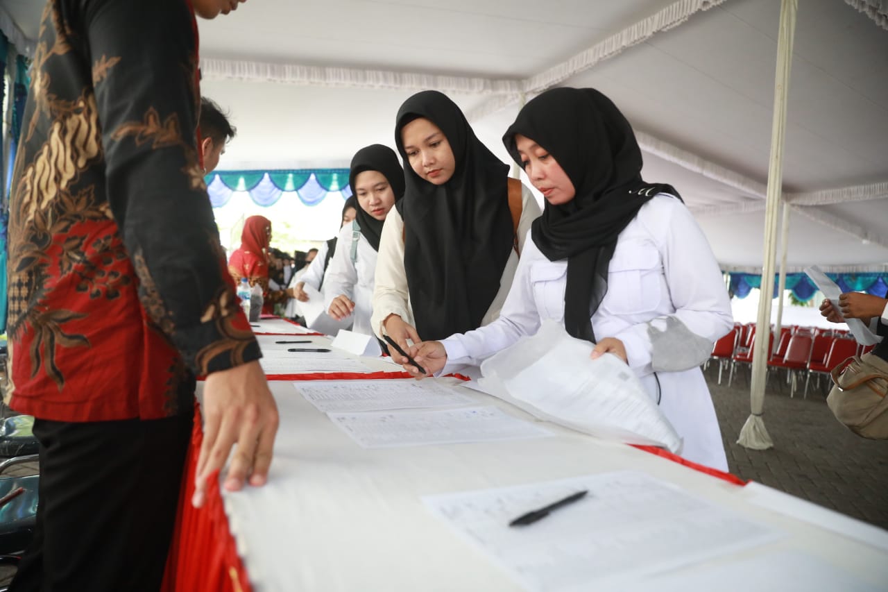 Foto 3 dari 9: Uji Kompetensi PPPK Pemkot Madiun Dimulai, 300 Peserta Jalani Tes Hari Ini