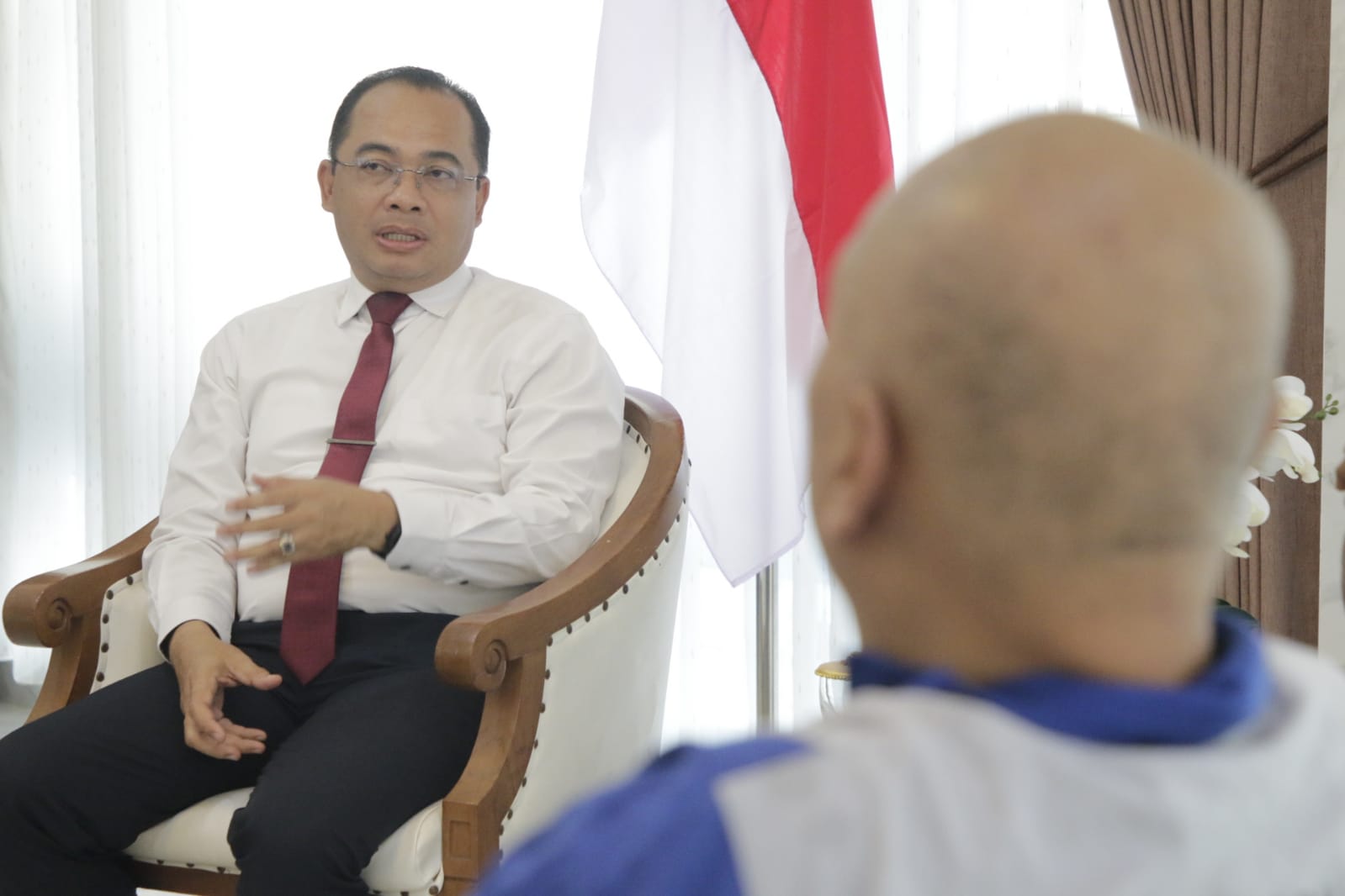 Foto 11 dari 12: Pj. Wali Kota Madiun Terima Audiensi dari NPCI dan Mercure Hotel, Bicarakan Prestasi Hingga Jalin Sinergi
