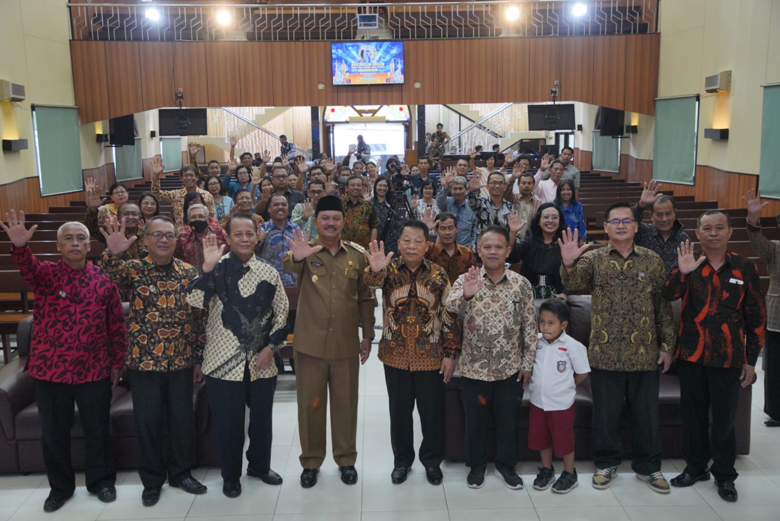 Foto 8 dari 8: Hadiri Pelantikan BAMAG Kota Madiun, Wali Kota Ajak Sinergi Dukung Pembangunan
