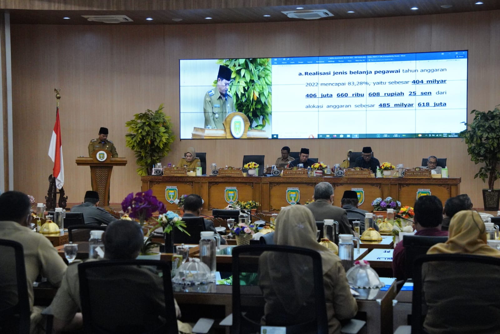 Foto 4 dari 5: Rapat Paripurna Bahas APBD 2022, Dewan Apresiasi Kinerja Pemkot