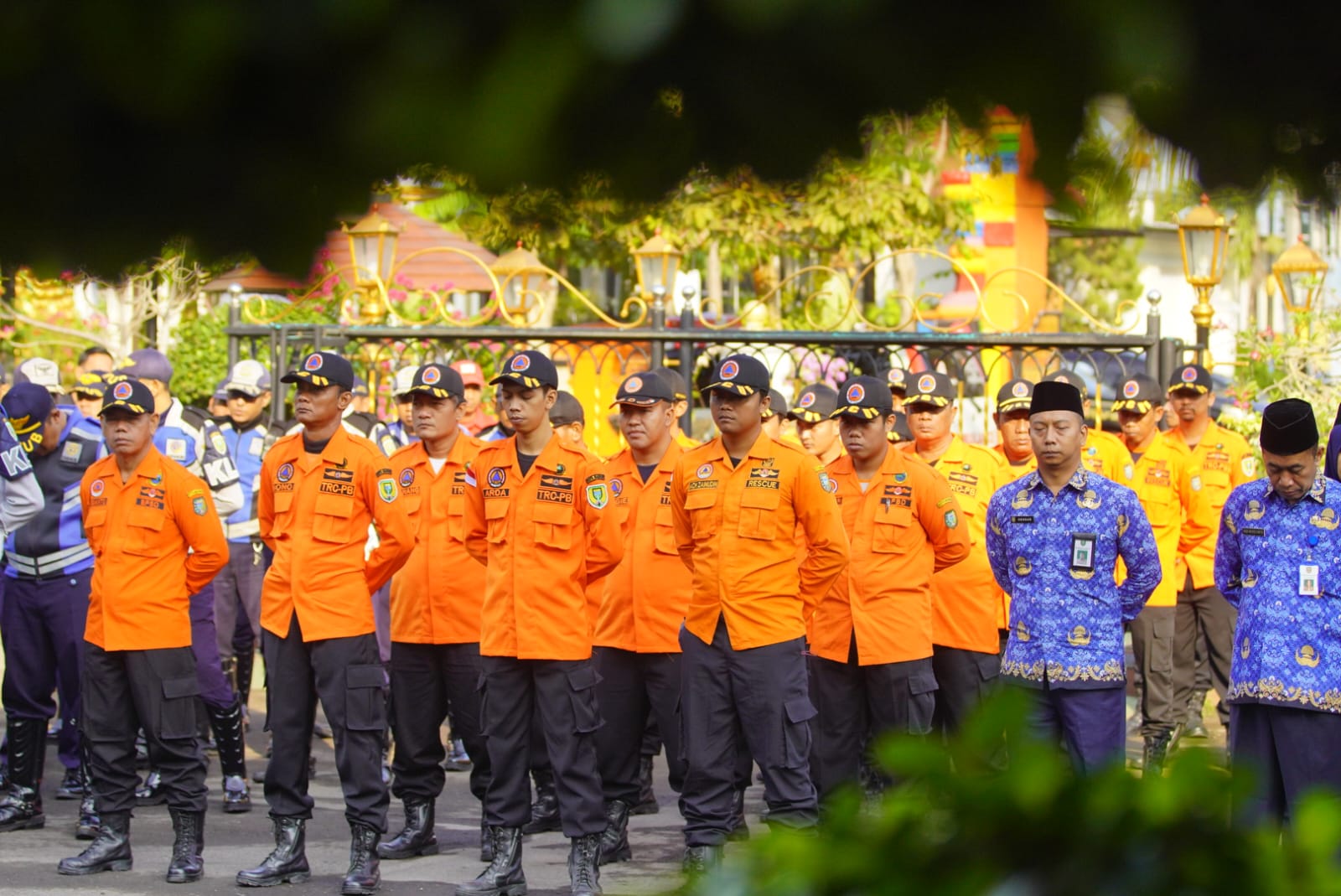 Foto 7 dari 9: Pimpin Upacara Harkitnas, Sekda Sampaikan Amanat Menkominfo