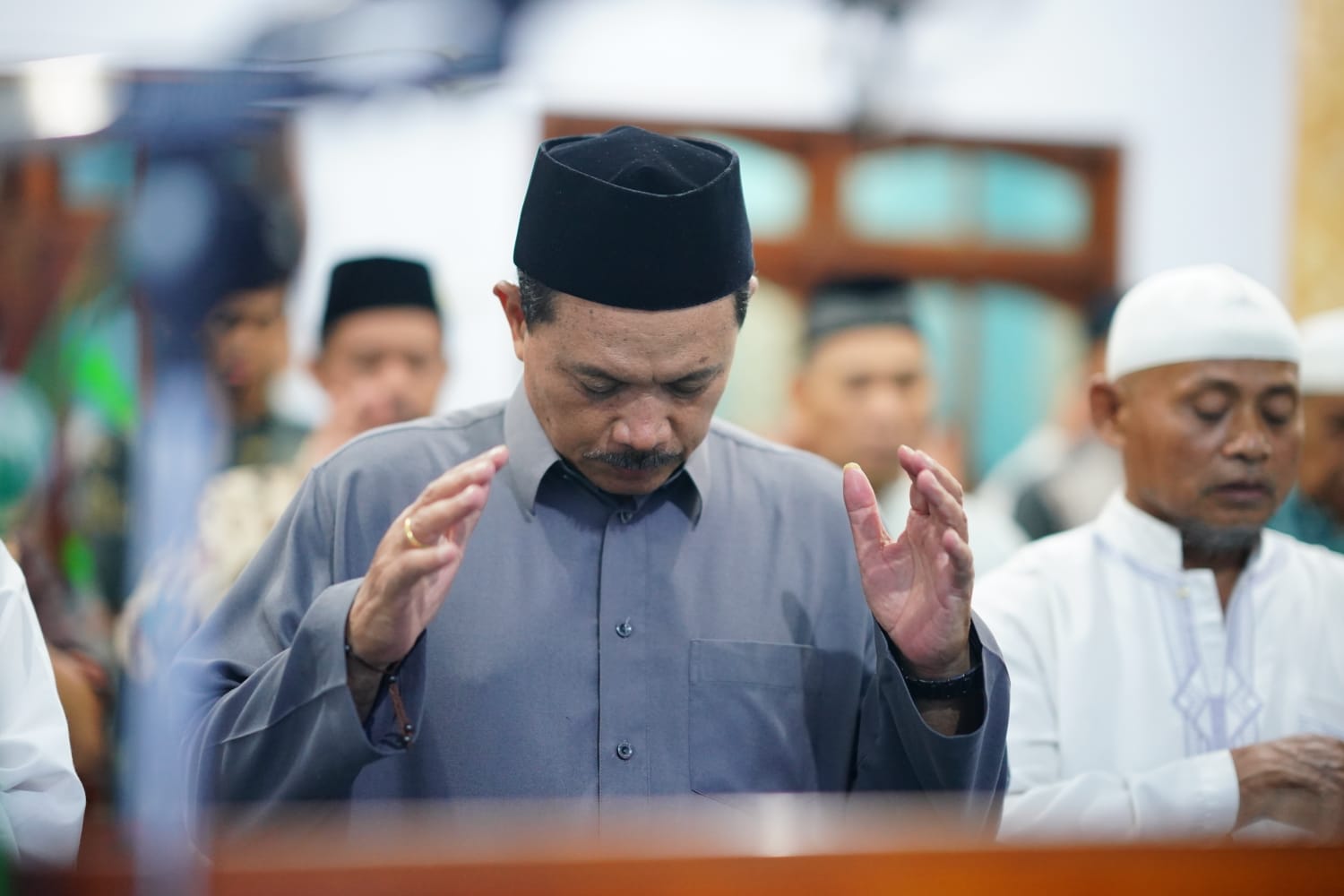 Foto 2 dari 10: Safari Ramadan Terus Berlanjut, Wali Kota Harap Maksimalkan Ibadah 10 Hari Terakhir Ramadan