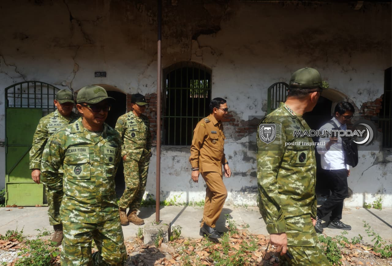 Foto 6 dari 18: Pangdam V/Brawijaya dan Plt Wali Kota Madiun Tinjau RTM, Pemanfaatan Jadi Destinasi Wisata Berlanjut