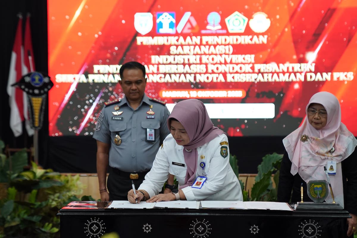 Foto 4 dari 9: Sah, Pemkot Madiun Kuliahkan 20 Napi, Fasilitasi Laptop dan Gratis Biaya Sampai Wisuda