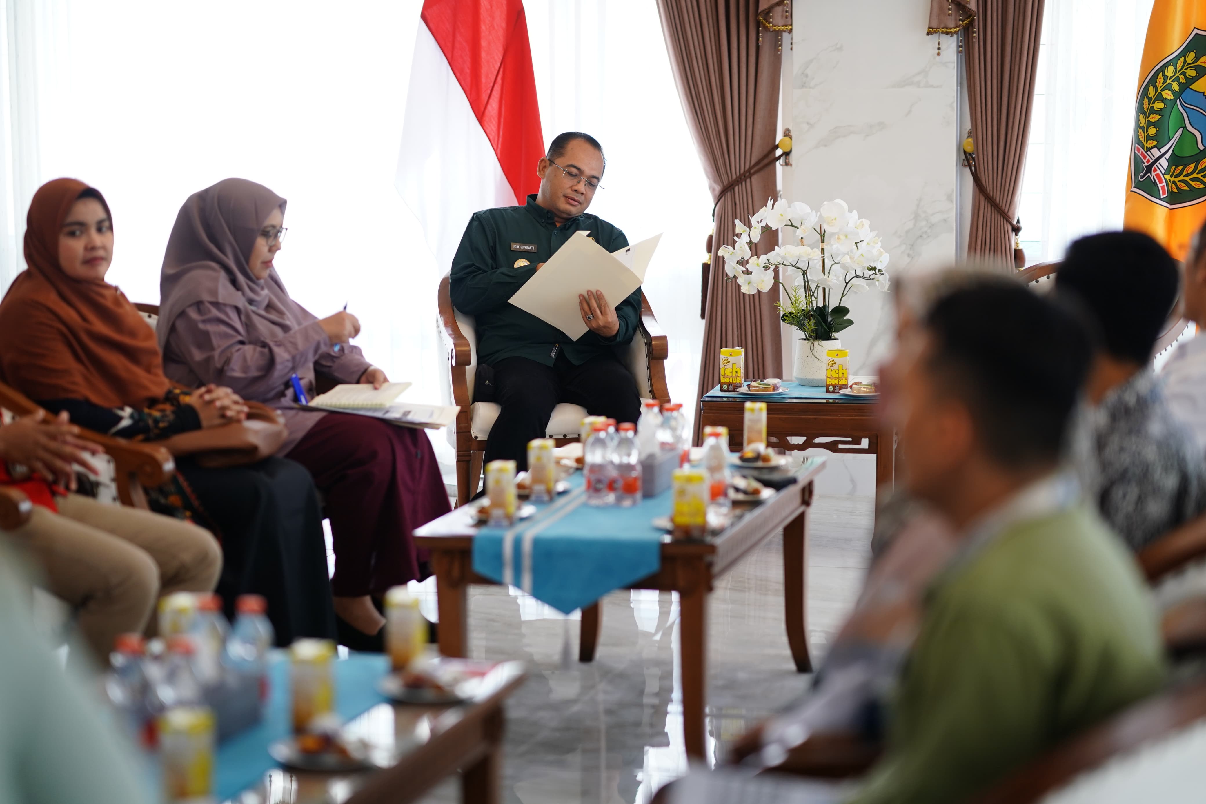Foto 8 dari 9: Matangkan Persiapan Penetapan UMK, Pj Wali Kota Gelar Audiensi Bersama Dewan Pengupahan Kota Madiun