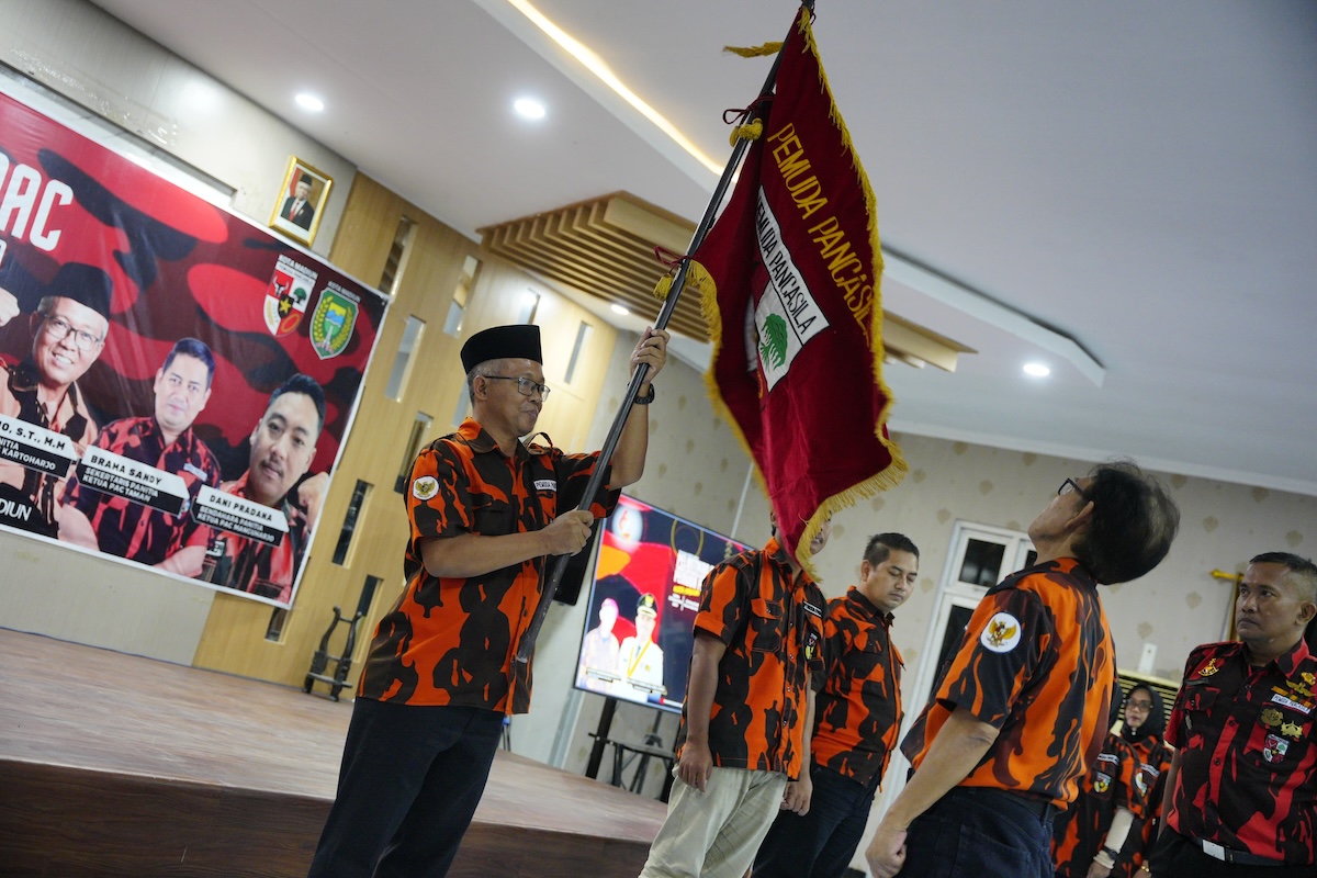 Foto 3 dari 8: Hadiri Pelantikan PAC Pemuda Pancasila, Wali Kota Harap Organisasi Semakin Solid