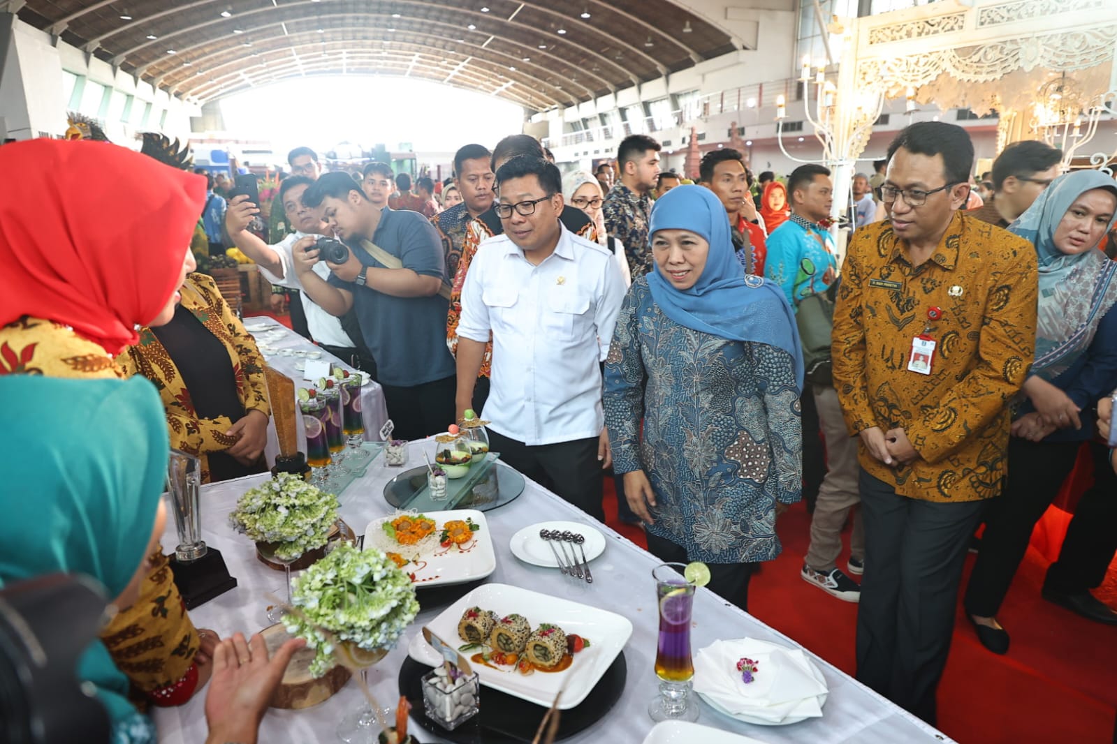 Foto 9 dari 9: Peringatan Hari Pangan Sedunia Jawa Timur, Wali Kota Raih Penghargaan Bidang Pemanfaatan Pangan